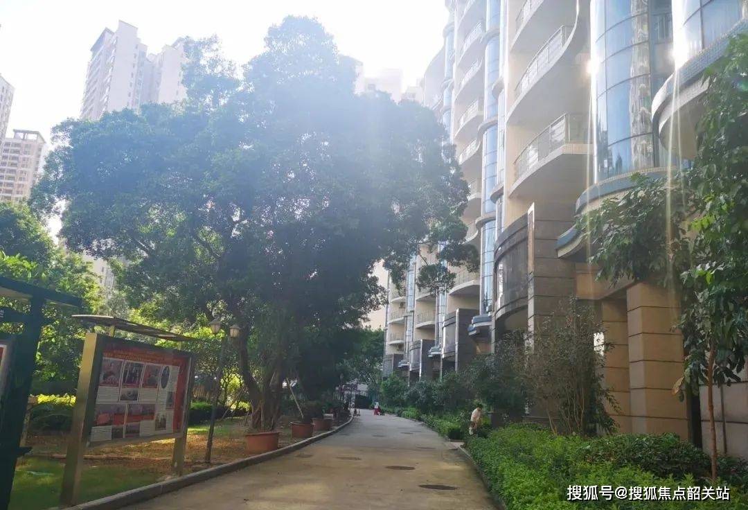 广州江源半岛花园售楼处电话:400-990-8525转666(预约热线)广州江源