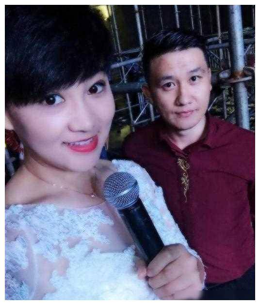 最后,让我们来关注一下葛珊珊和历小峰.