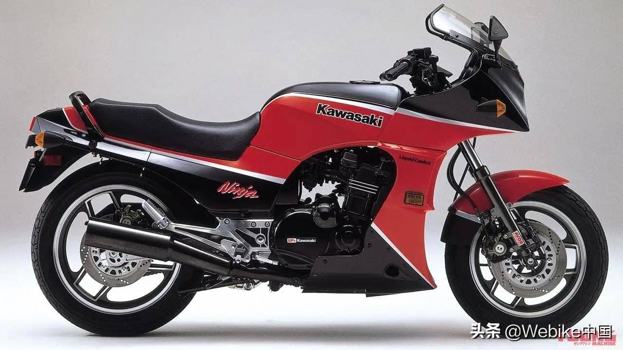 80年代的风华岁月!捍卫战士御用的川崎gpz900r摩托车