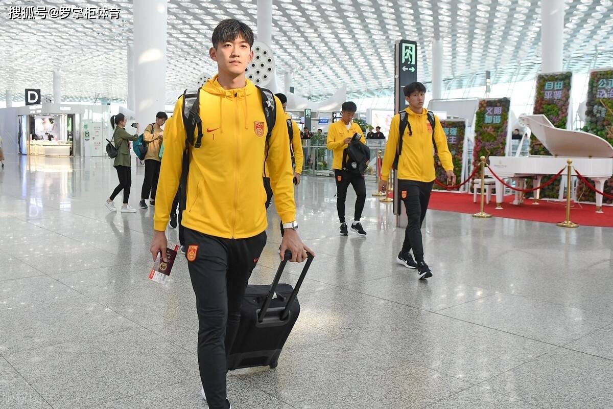 如今还主动撂挑子,伊万已将他除名_李可_谢文_赵博