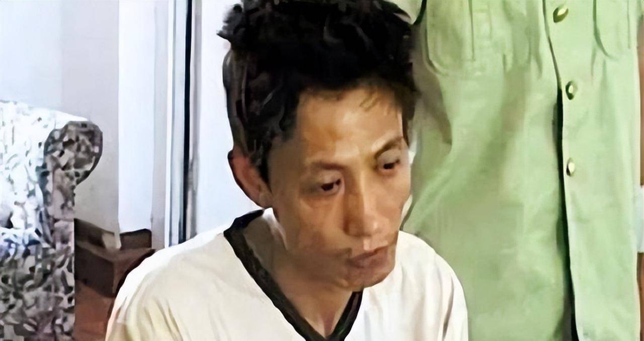 原创2003年刘涌被执行死刑前让亲人在脚镣处塞进一元钱有何深意