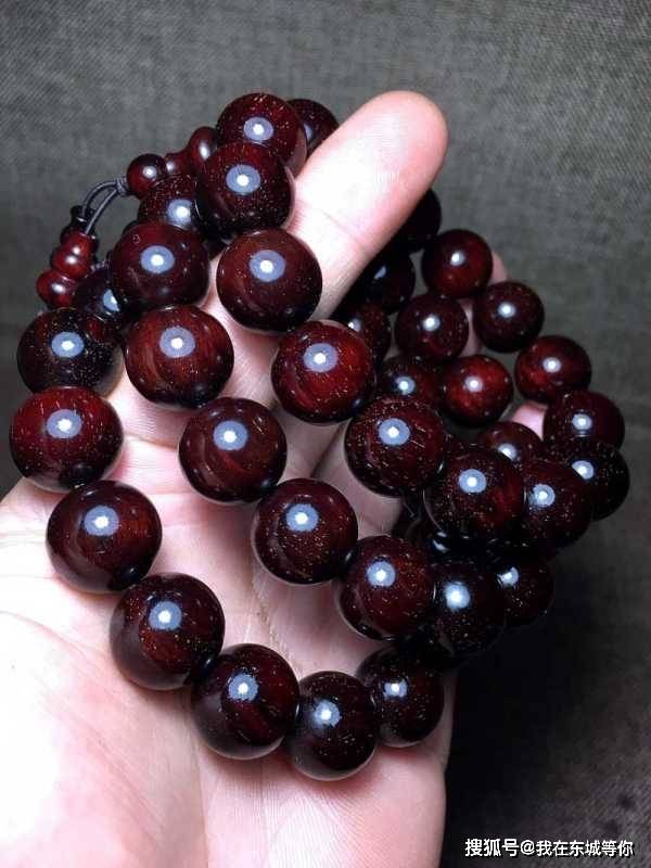 如何选到靠谱的小叶紫檀手串