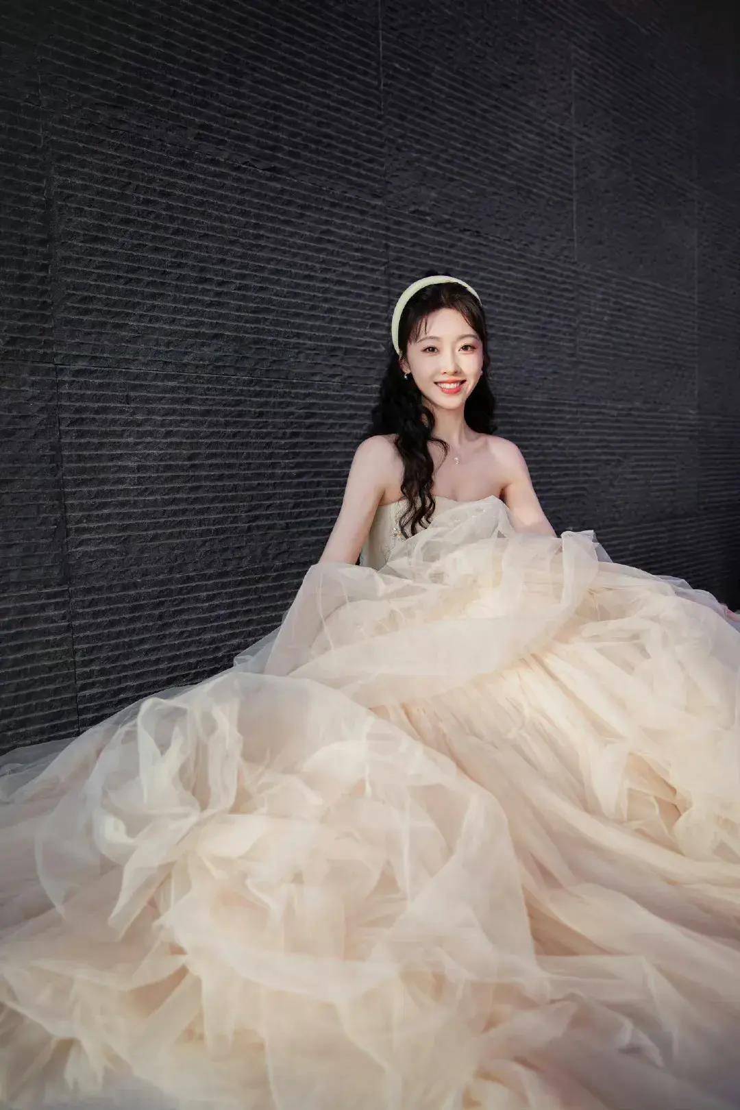 宣璐背后的故事