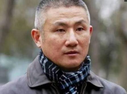 有的演员天生就长着一张有特色的面孔,比如说陆鹏,虽然他老家是徐州的