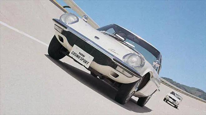 1968年,cosmo sport 110s 跑车首次参加在德国举办的马拉松汽车拉力赛