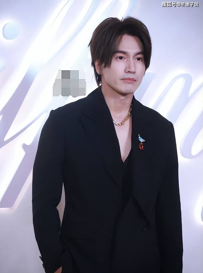 原创tiffany珠宝展于上海举行众星云集携珠宝走秀钟楚曦最为惊艳