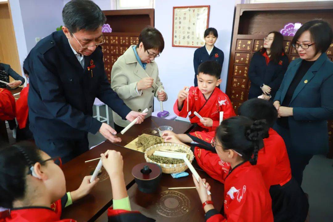 悠悠本草香 浓浓国粹情