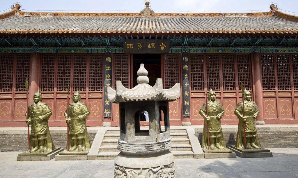 原创来朱仙镇走进岳庙祭拜著名的民族英雄忠诚的爱国将领岳飞