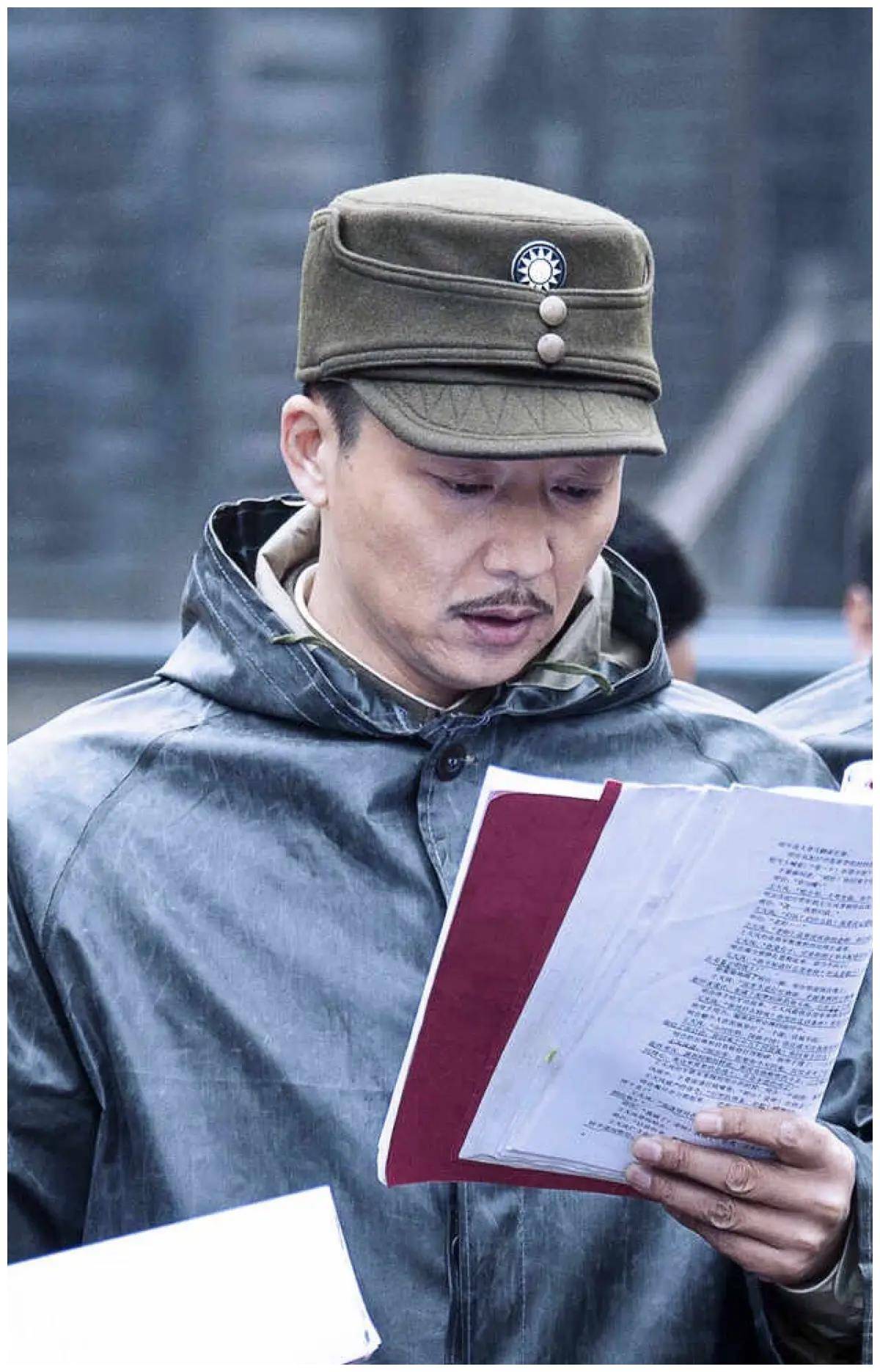 《伪装者》播出9年,8位主演的差距已拉开,真红还是假红一目了然_胡歌