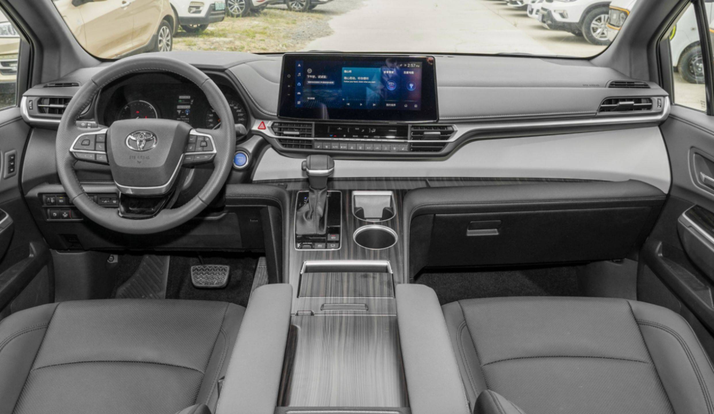 【丰田赛那和格瑞维亚】传祺e9的第三排空间表现还不错,得益于车身