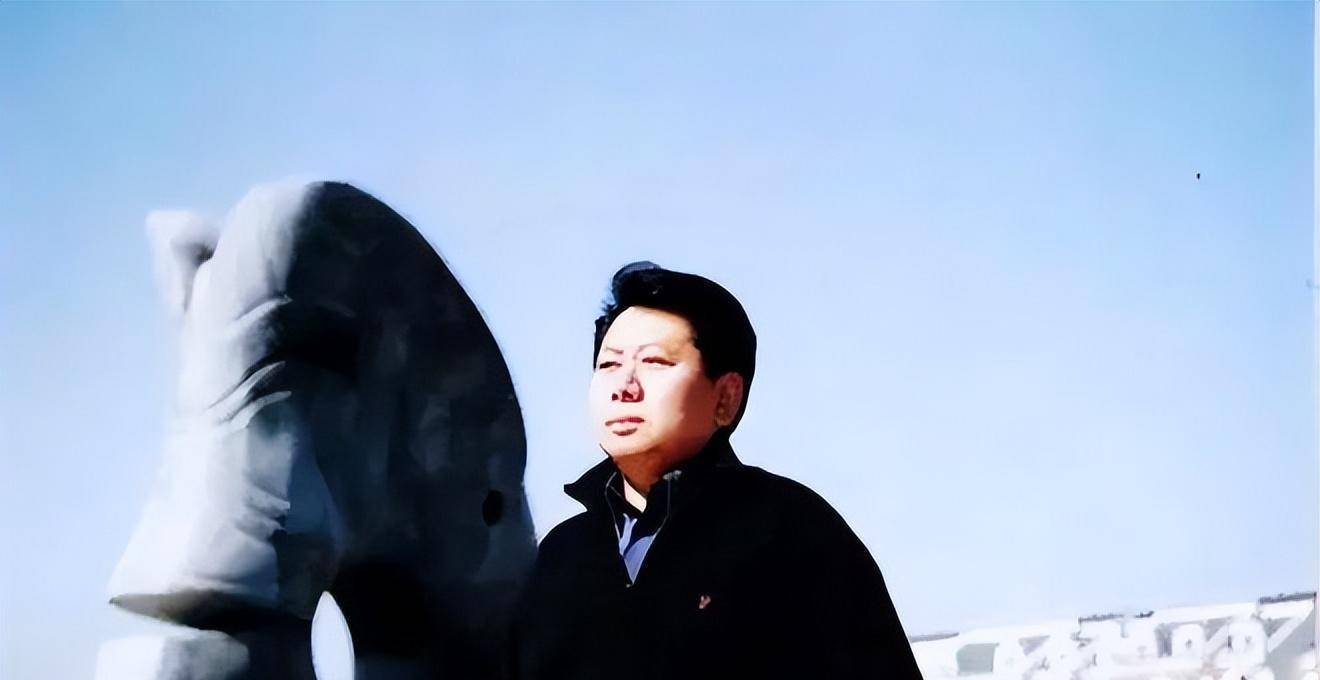 原创2007年一台湾商人来到沈阳大帅府对售票员说我就不买票了吧