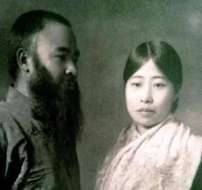 张大千把杨宛君娶回家之后着实消停了很长一段时间,年仅四十的他拥有