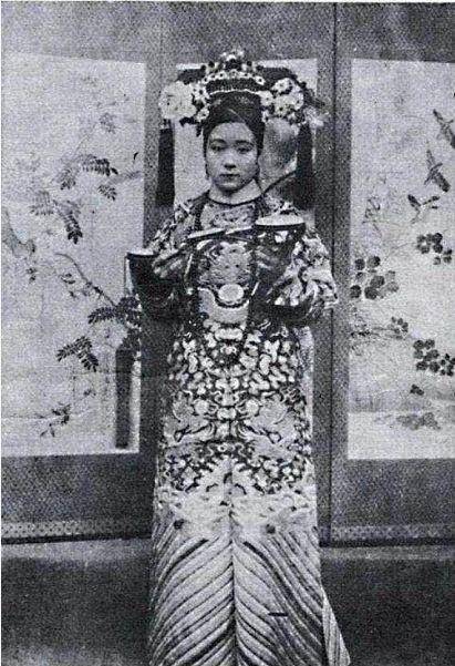 原创清朝的妃子真的丑吗一张照片告诉你其实她们并不丑