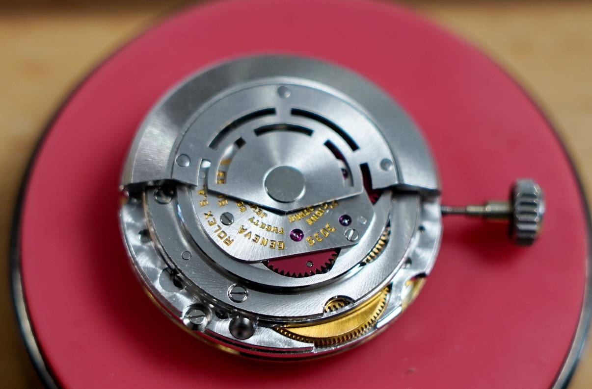 顶级钟表匠人除了技术,最值得称道是认真和态度_维修_积家_时间