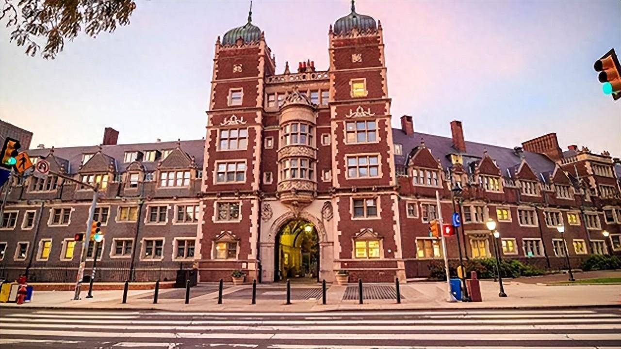 宾夕法尼亚大学(university of pennsylvania),简称宾大(upenn, penn)