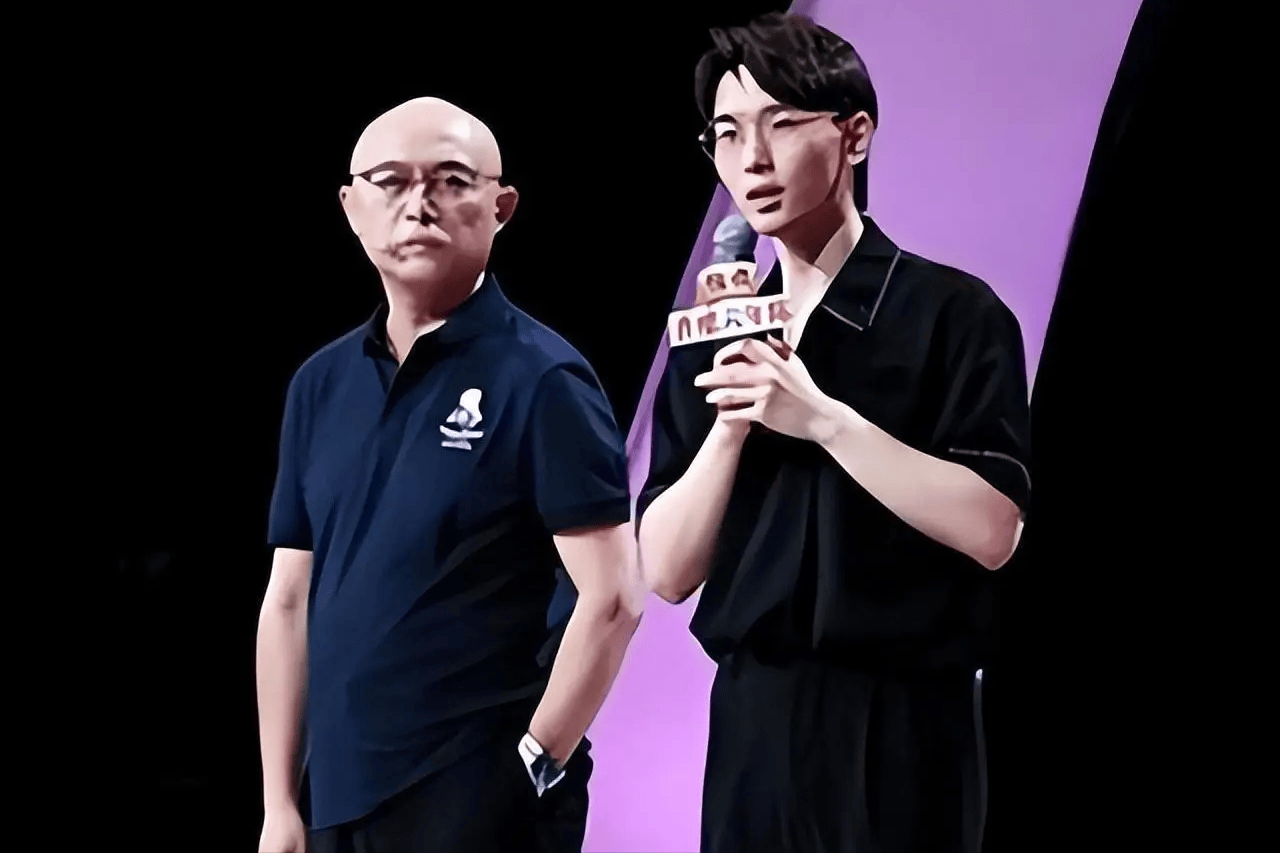 非诚勿扰"上站五年,爆灯无数却不牵手,最终被孟非赶下台_王宇轩_嘉宾