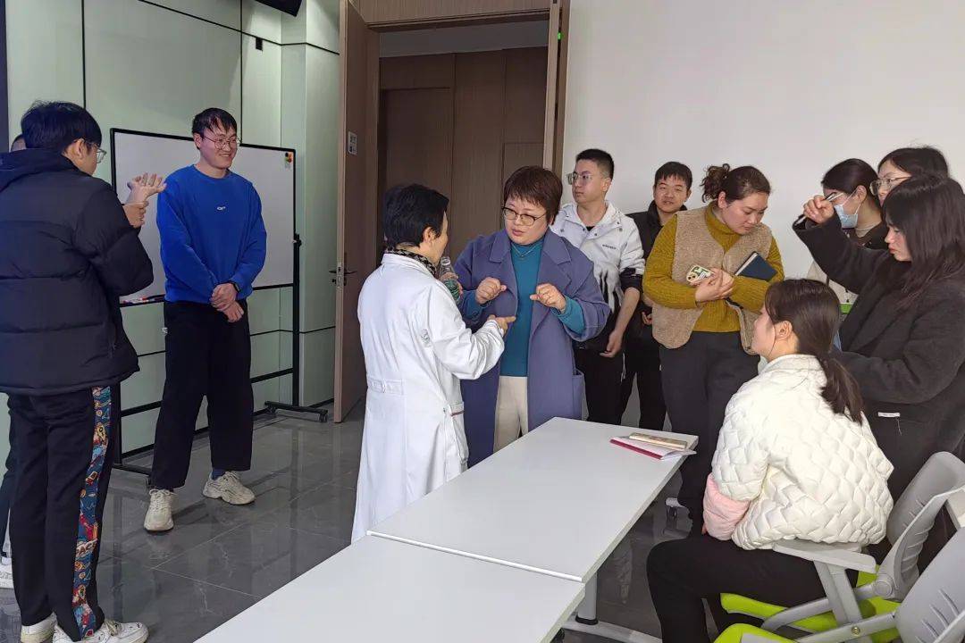 春风三月健康同行大成精密积极开展健康讲座