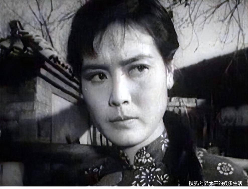 原创演员杨雅琴经历过两段失败婚姻去世后两任丈夫都不出席葬礼