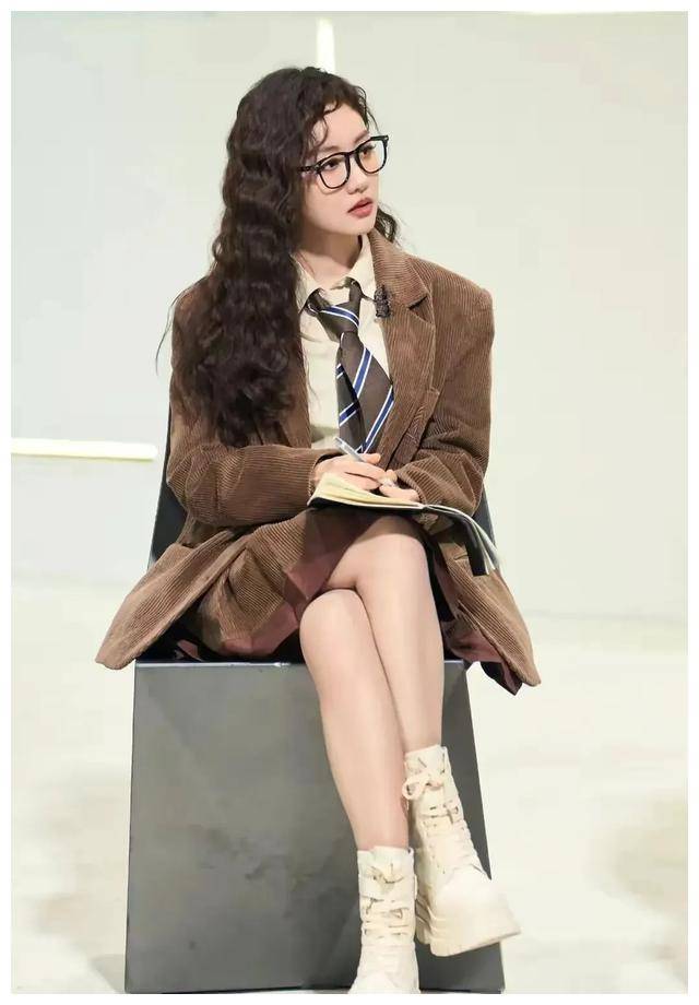 明侦9悬疑剧终曝光蓉妹的变化粉丝都惊呆了