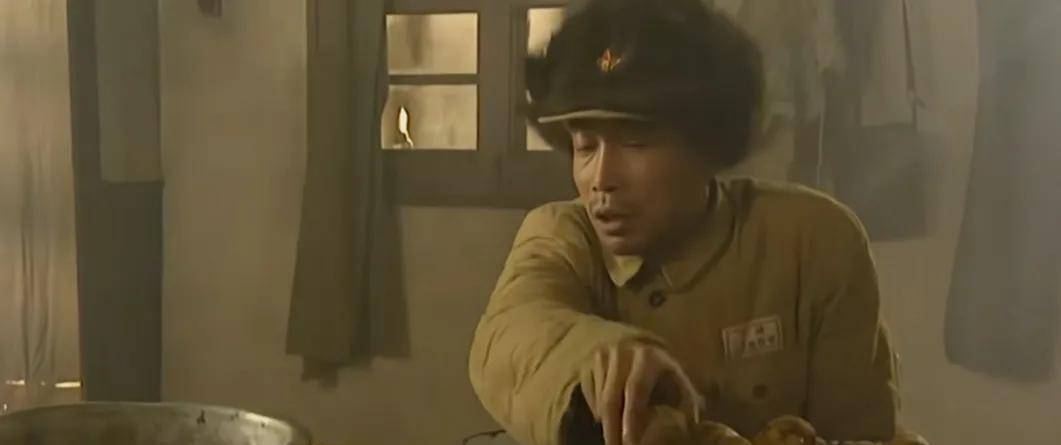 激情燃烧的岁月军区参谋长石光荣第一次授衔时为何只是大校