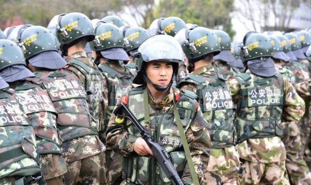 原创为消灭2名悍匪出动1516名军警并射击17万发子弹终将二人制服