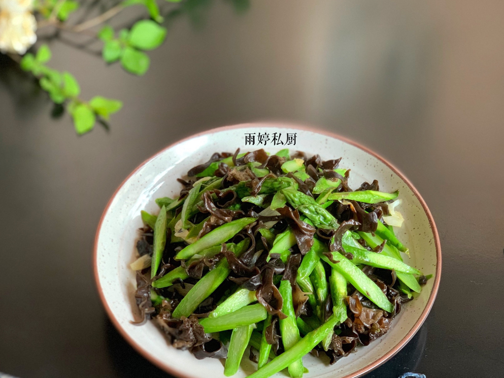 清肺热去肿毒,益处多_芦笋_备用_黑木耳