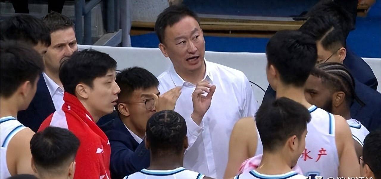 应该说,我们唯一打得好的比赛是对阵南京的那场比赛,他得到了123分.