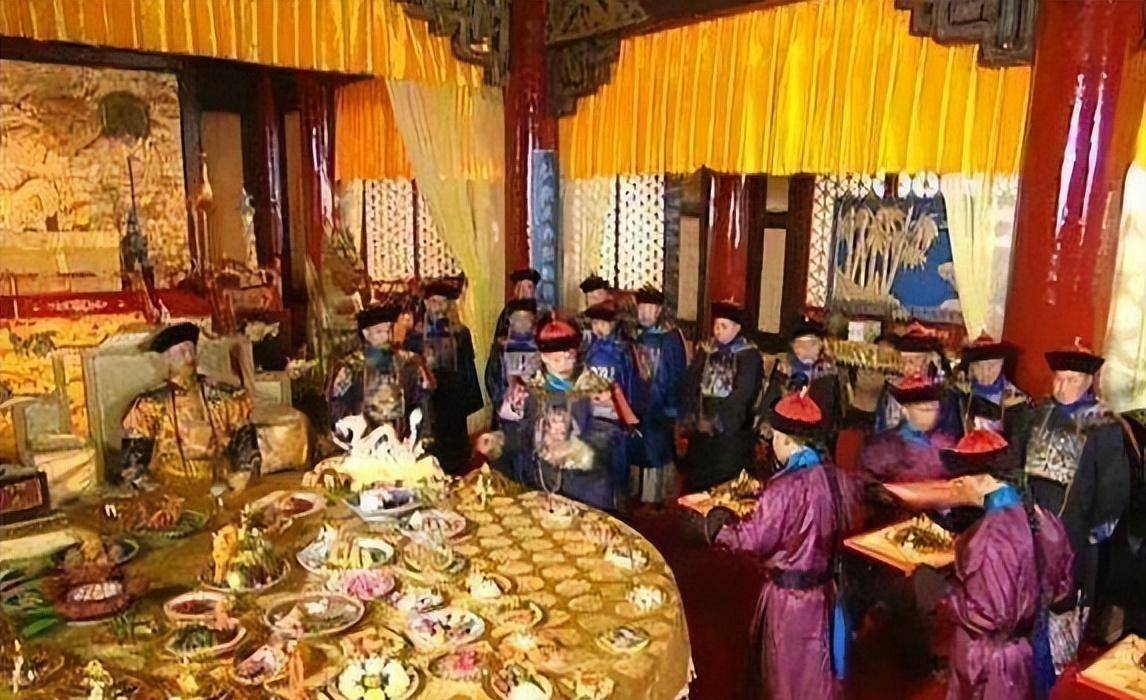 原创乾隆请3000老人吃饭为何吃完后老人接连去世乾隆有妖法不成