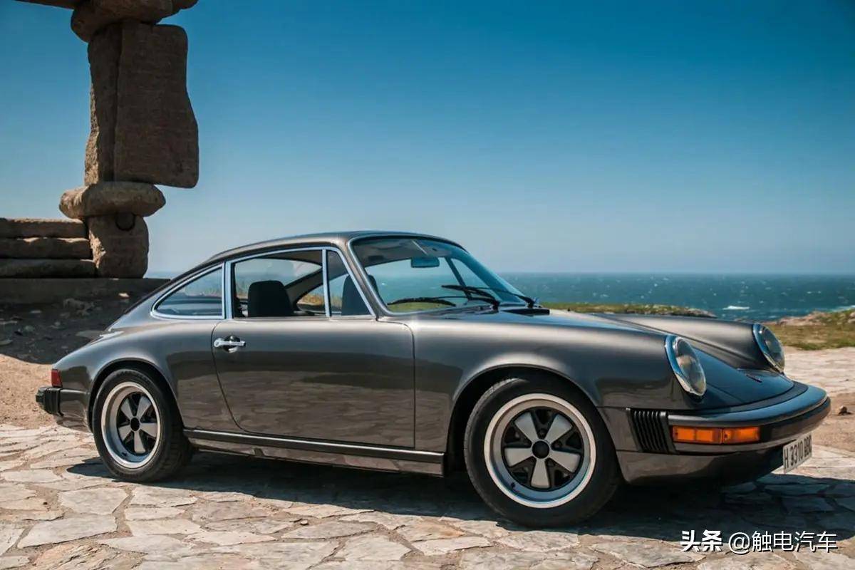 产量:2092辆生产期:1976保时捷:912e梅赛德斯-奔驰300s(内部代号:w188