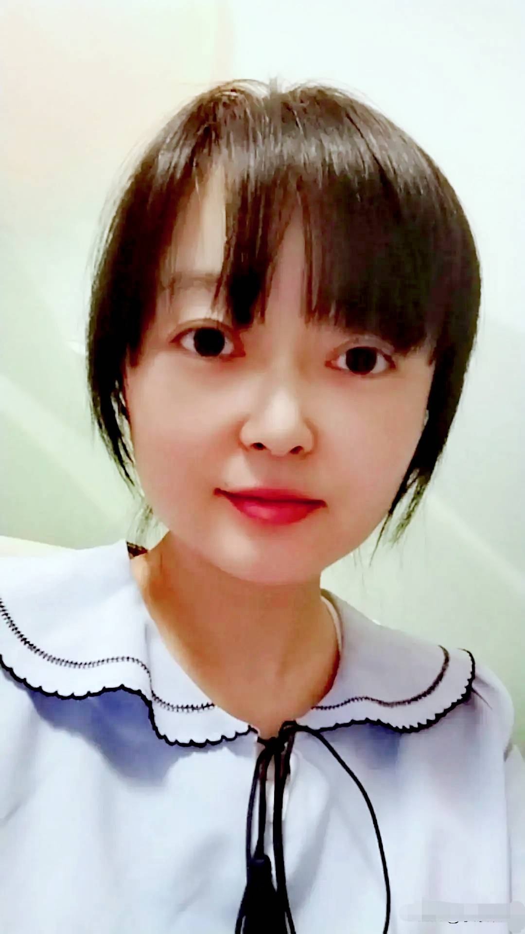 原创我太漂亮了没人敢靠近元宵节38岁女孩一个人在出租屋炒一个硬菜