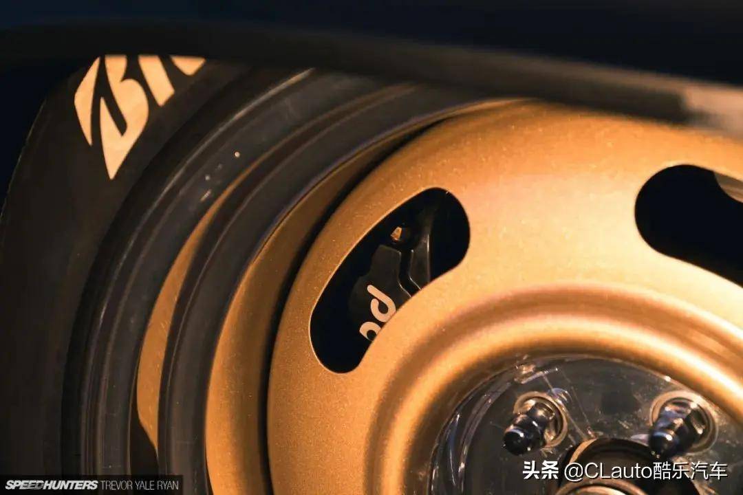 轮圈选购的是circle racing wheels的18×9.