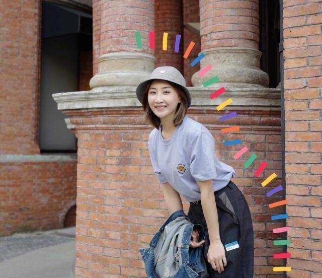 "蹦床公主"离开陈一冰后终获爱情,新男友身份却很神秘_何雯娜_中国