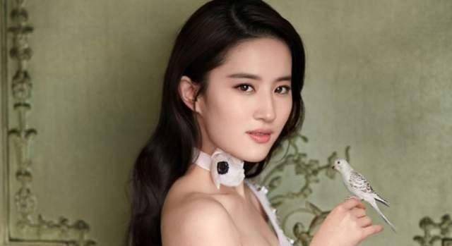 原创原创神仙姐姐刘亦菲上位史她身后的资本江湖比你想象的更精彩