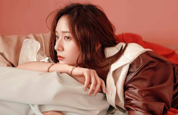 张艺兴足足喜欢了她5年,王一博不敢与她对视,有何神奇的魅力?