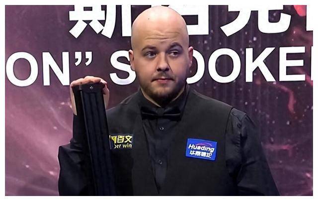 在首届利雅得大师赛中,布雷切尔连胜公司卡特,马克艾伦等强劲对手