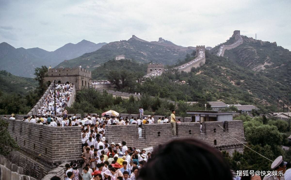 原创            清明放假调休3天！单休的打工人实际上只放1天，网友：干脆别放了