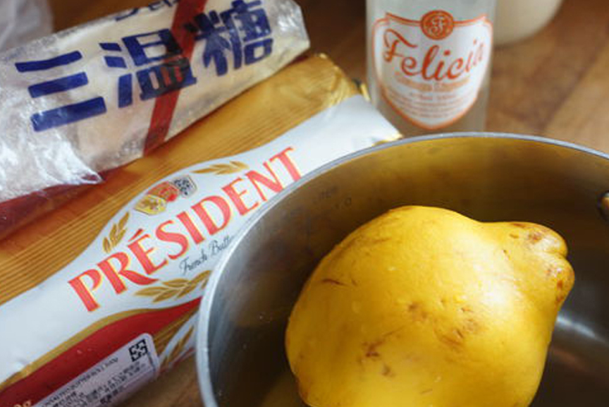 材料:榲桲,无盐奶油,糖,橙酒,柠檬汁糖煮榲桲我只熬了50分钟左右(量太