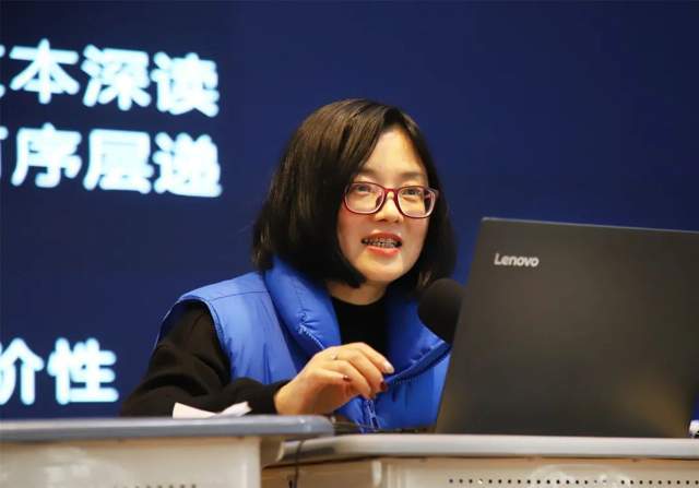 俞老师在回顾真题,梳理命题规律的基础上,给学生提供了梳理材料脉络的