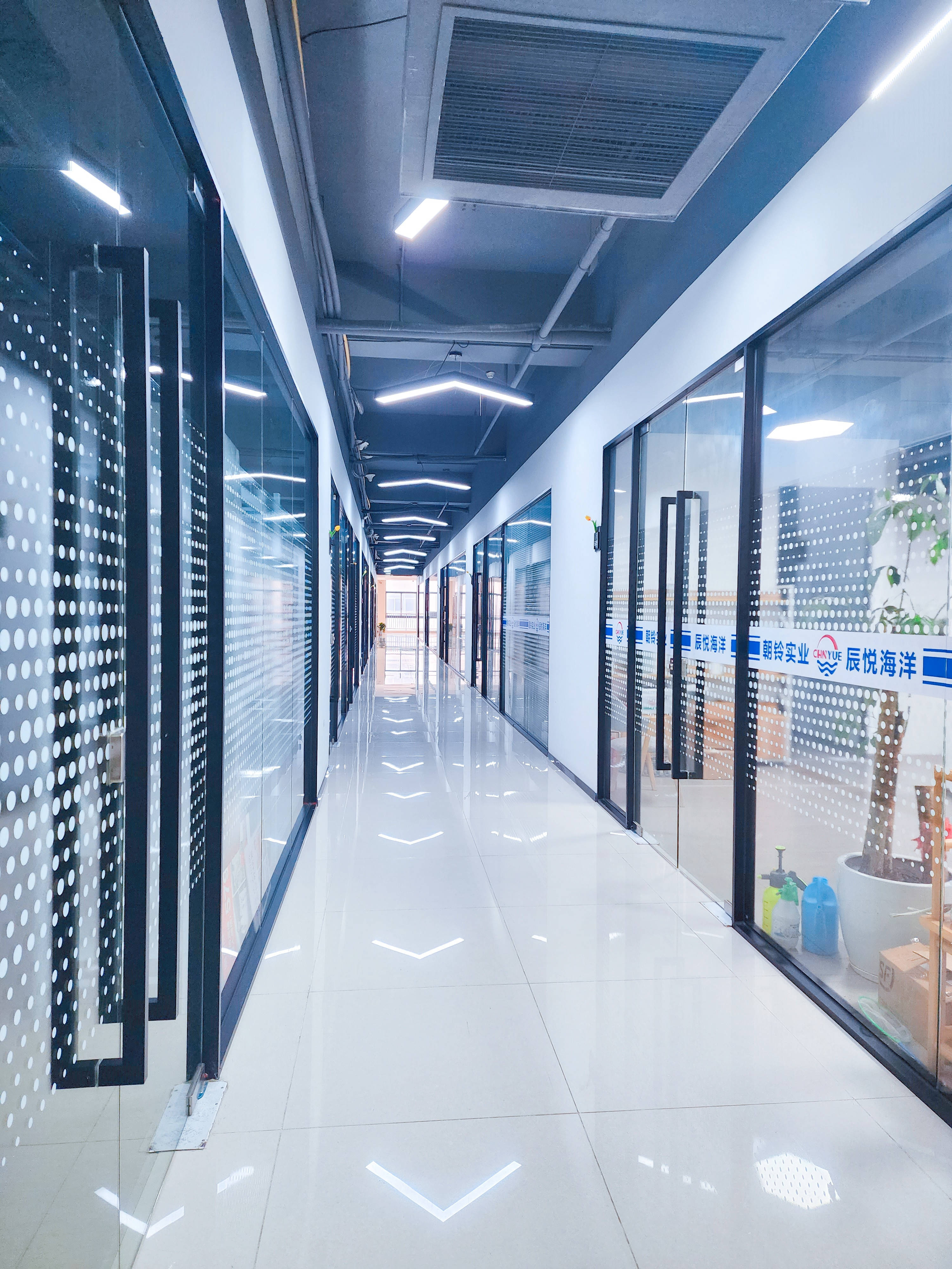 保周跨境电商直播产业园外高桥直播基地