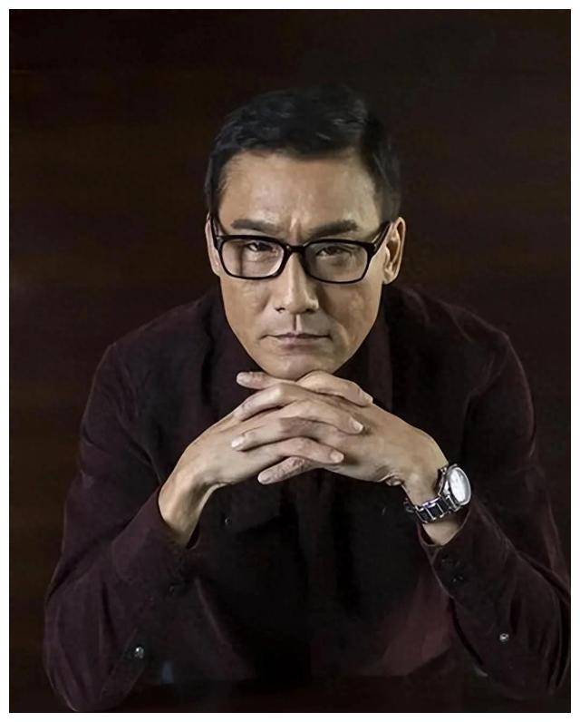 梁家辉花半亿送女儿出嫁,女婿身份意想不到,庆典低调不张扬.