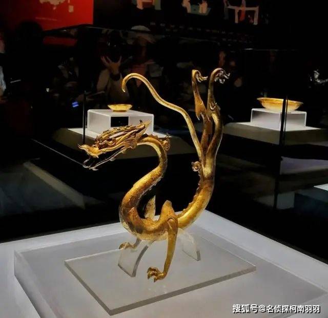 唐代青龙纹砖【三爪龙】唐代的器物,都有着一股子"唐味",什么是唐味?