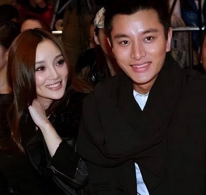 有种撒狗粮叫李小璐和王昊被公开撒狗粮的贾乃亮却换了个人