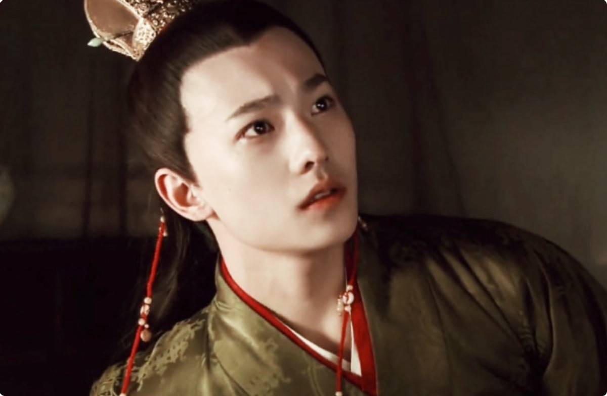 原创影版红楼梦审美塌方宝玉老大爷脸黛玉丫鬟相可卿擦边镜头引争议