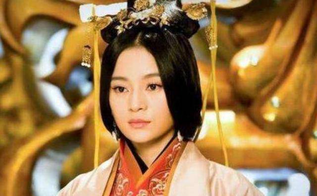 郭氏凭借有刘太后的撑腰,在后宫横行霸道,入宫多年也一直没有子嗣,这