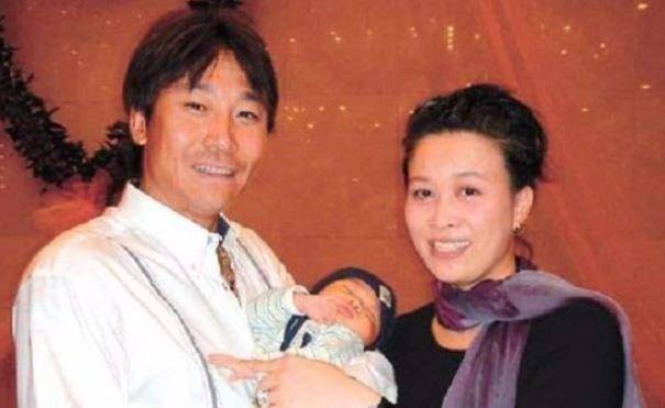 原创那英与高峰在一起10年被分手15年后她的报复手段够高级