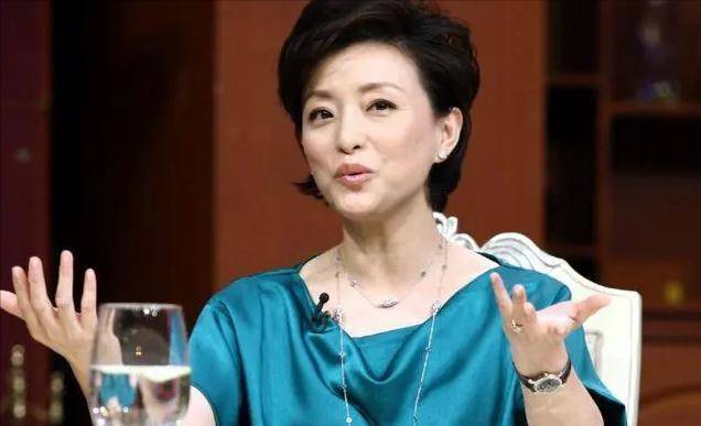 在上海那片寸土寸金的地方,外婆和外公能有自己的归宿很不容易,房子的