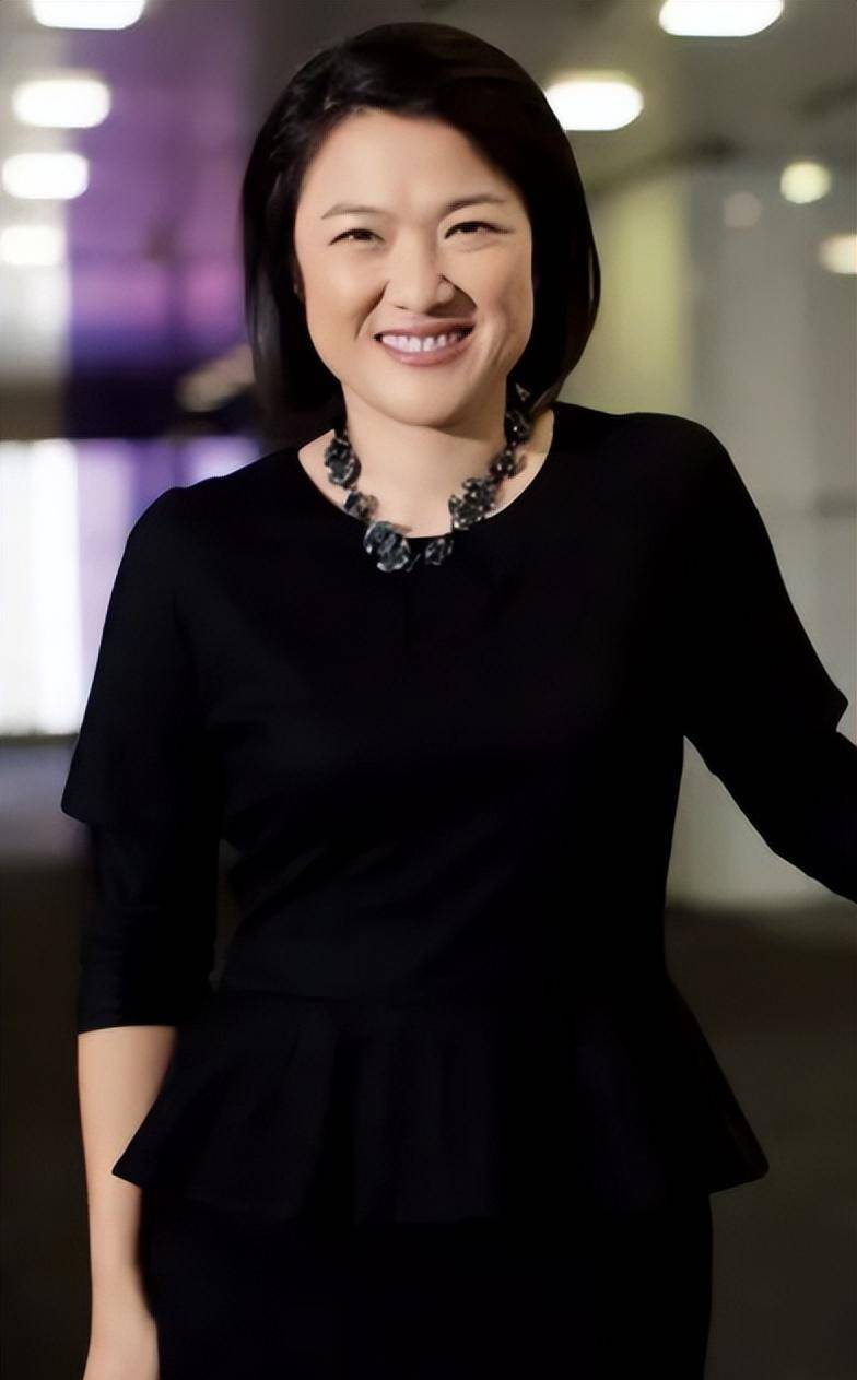 张欣靠国家资助出国深造学成后入美籍为美国捐款8亿为何