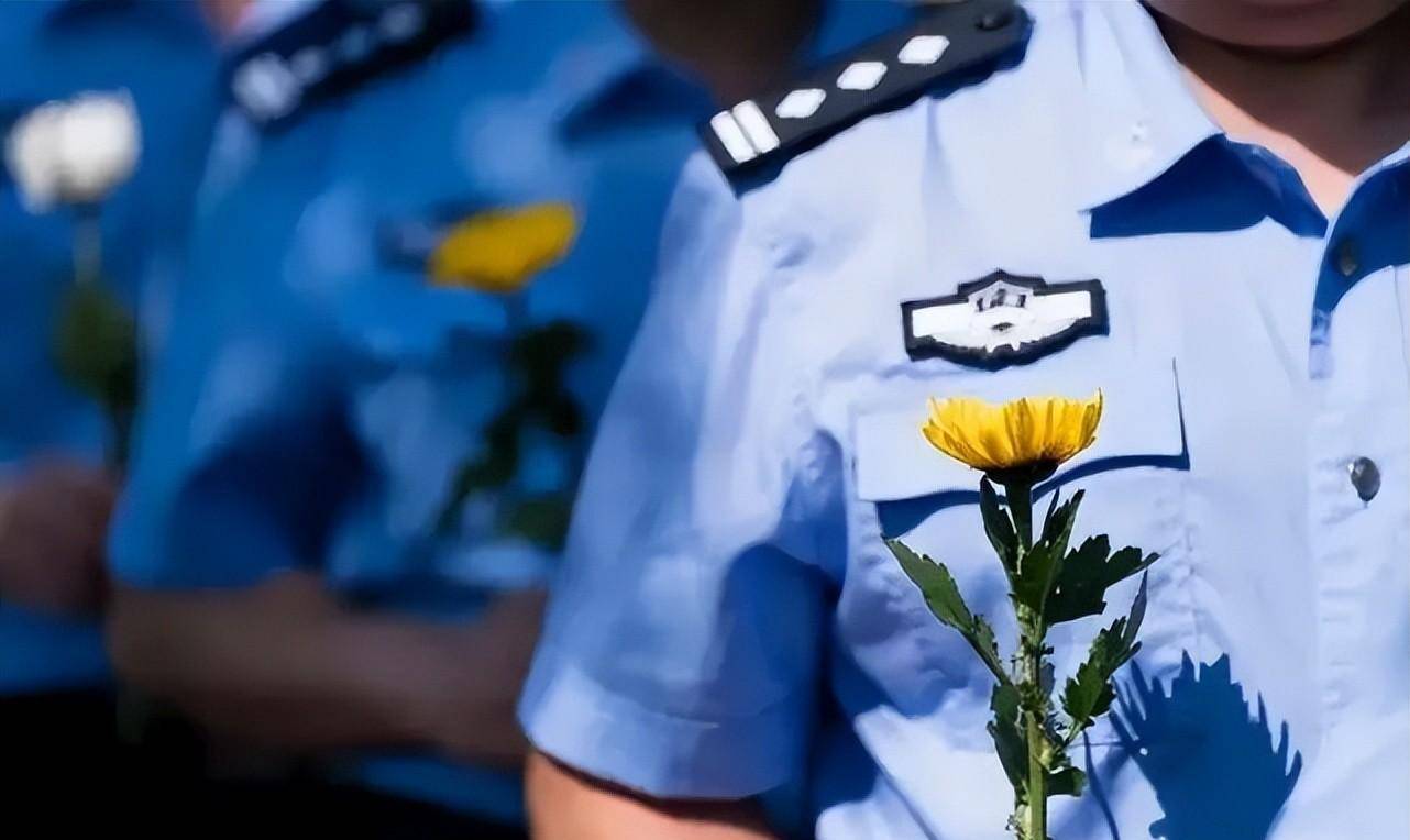 2022年女警凌晨在工作群发出最后一条消息随后生命定格于43岁