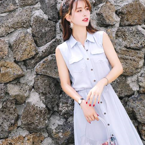 原创女人别穿老气的衣服今夏流行冻龄连衣裙你喜欢哪款