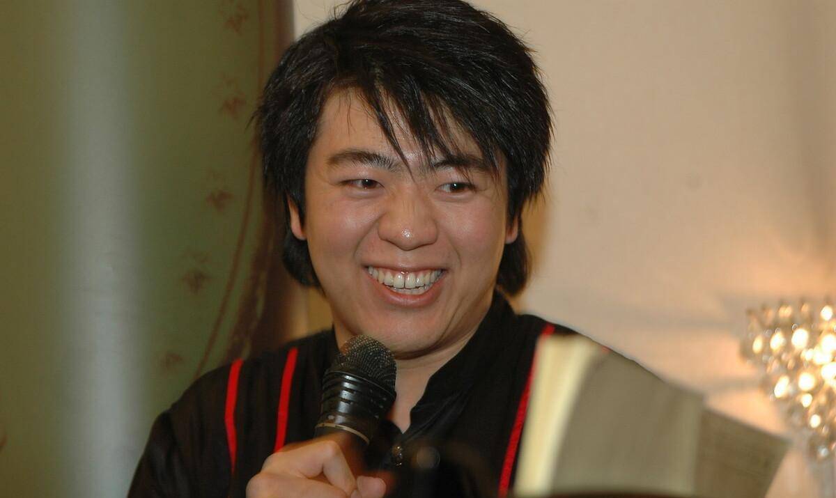 国际钢琴大师朗朗,从苦难与磨砺中成长,为什么这么多人不喜欢他_郎朗